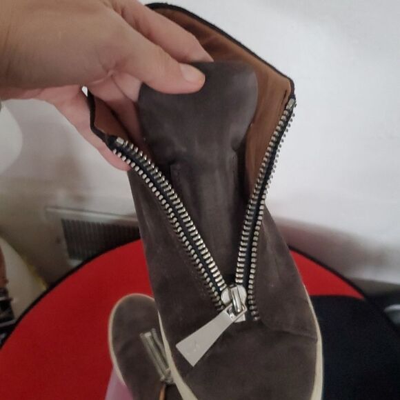 Frye Lena Suede High Top Sneaker in Dark Taupe Grey Size 7 - Picture 12 of 16